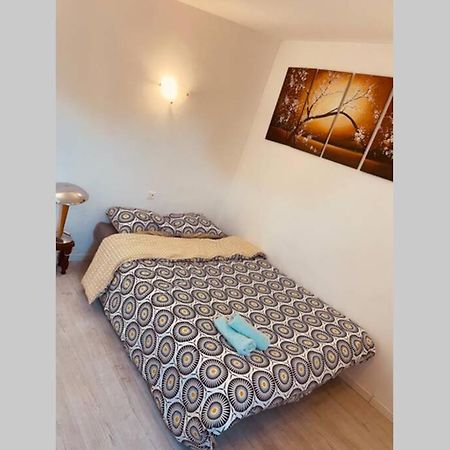 Studio Cosy Avec Possibilite Piscine En Supplement ตูลง ภายนอก รูปภาพ